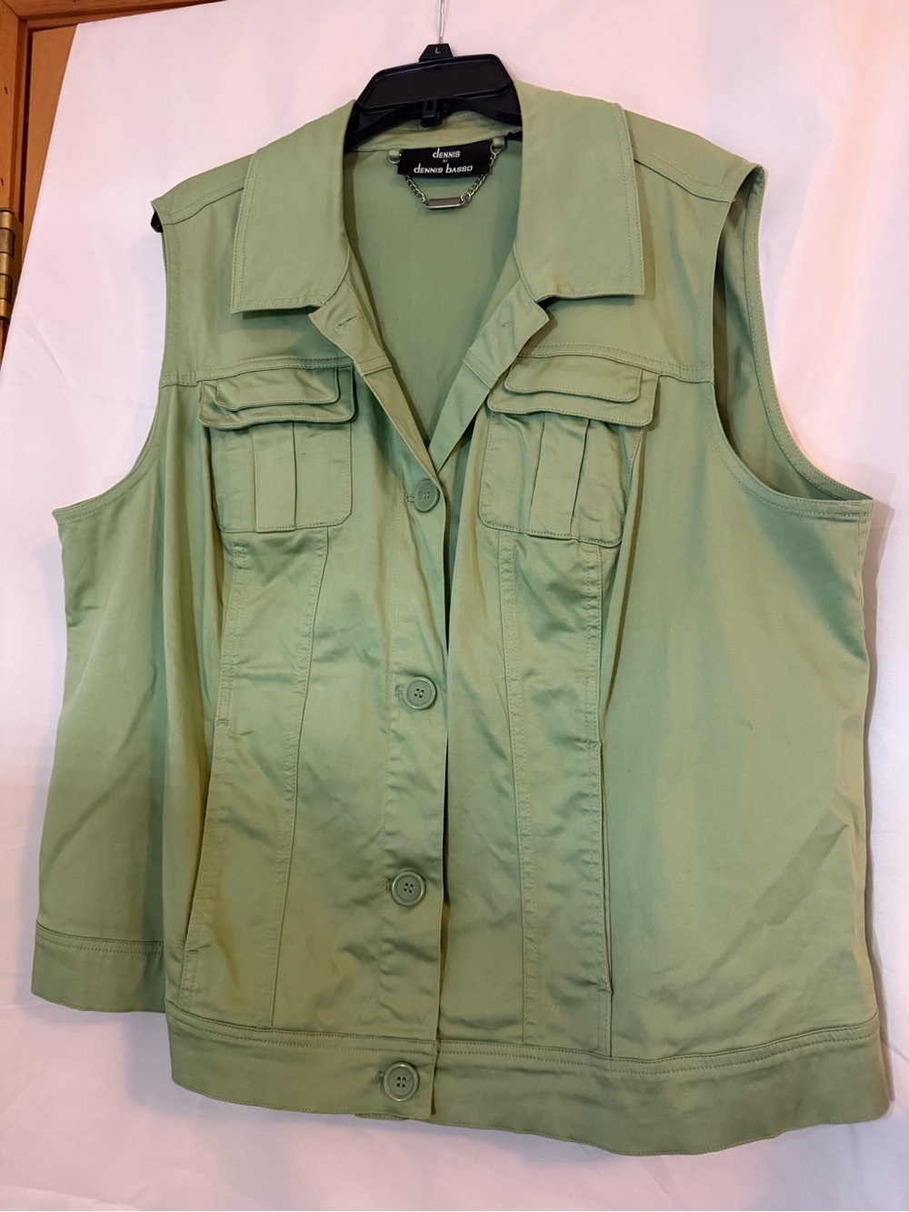 Dennis Basso Mint Green Vest with Branded Chain Accent Womens 2X